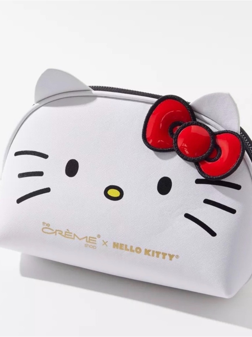 Hello Kitty x The crème shops cosmetic pouch